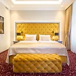 Golden Key Boutique Отель 4*