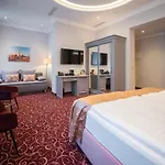 Golden Key Boutique Отель