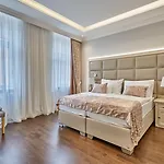 Golden Key Boutique Отель 4*