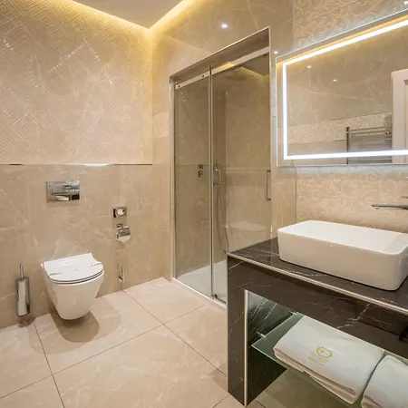 Golden Key Boutique Hotel