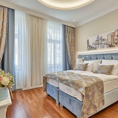 Golden Key Boutique 4*
